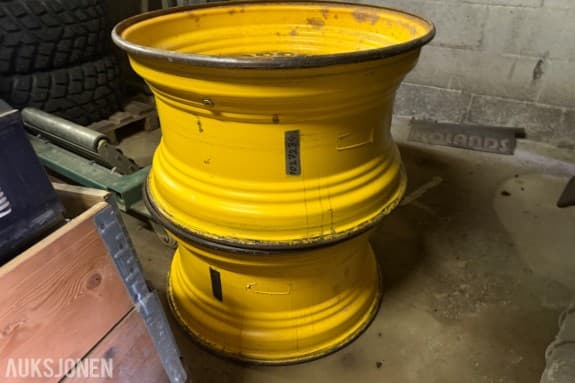 4 stk. 30" felger til Volvo L70/L90 