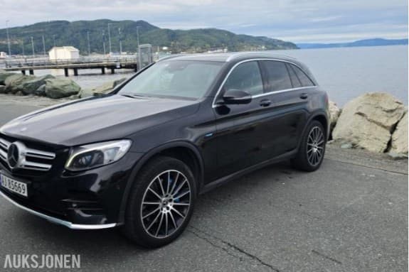 2017 Mercedes-Benz GLC 350E 4MATIC | 2xAMG | Distronic Plus | ACC | Burmester | H.feste