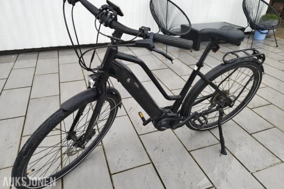 2023 White E-Trekking elsykkel – Rep.objekt