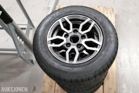 4 stk Helt nye komplette hjul 195/60R12C  med alufelg  6Jx12   5/112 