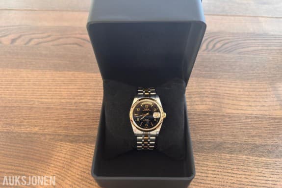 Tudor Prince Date+ Day