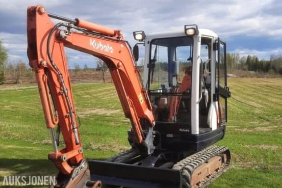 2009 KUBOTA KX61-3 MINIGRAVER - NYE BELTER - HYDRAULISK PUSSESKUFFE - MVA FRI
