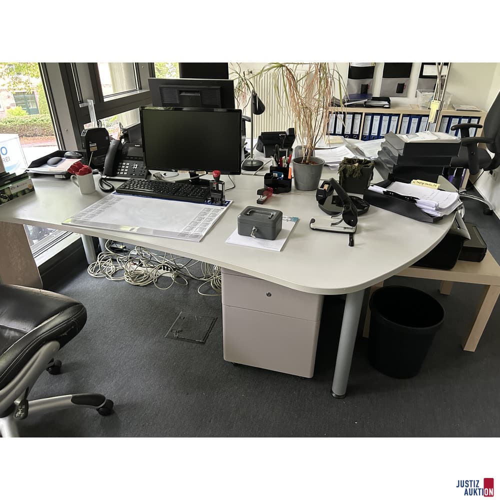 Desks / cabinets / roll containers / table group