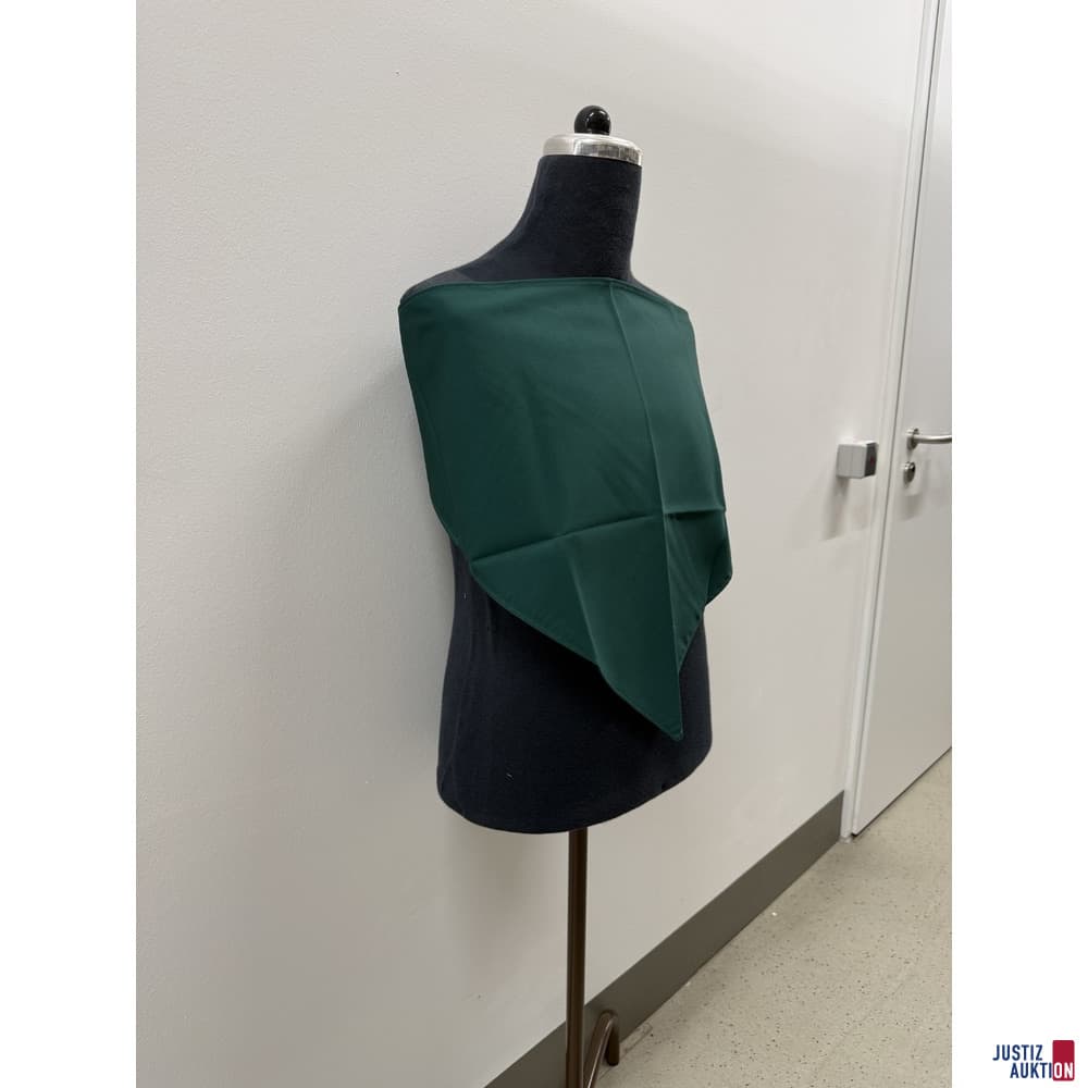 Triangular cloth, green