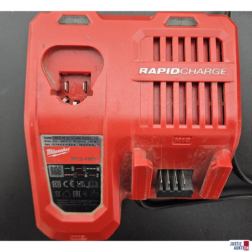 Milwaukee Charger M12-18FC