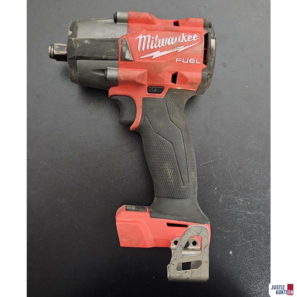 Milwaukee Cordless Impact Wrench