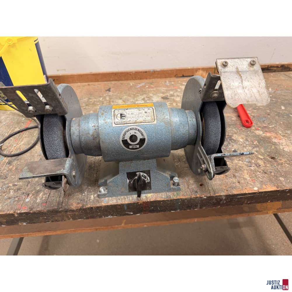 2 x Elektra Beckum Grinding machines