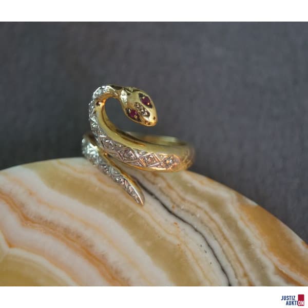 Snake-shaped ring with diamonds and ruby, 585 gold