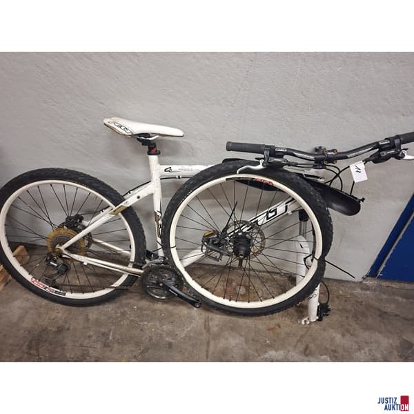 Mountainbike Felt white RNr. AJ09078xxx