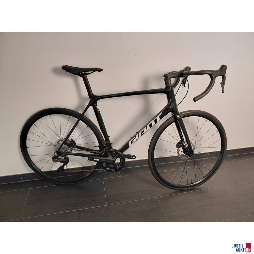 Road bike of the brand Giant