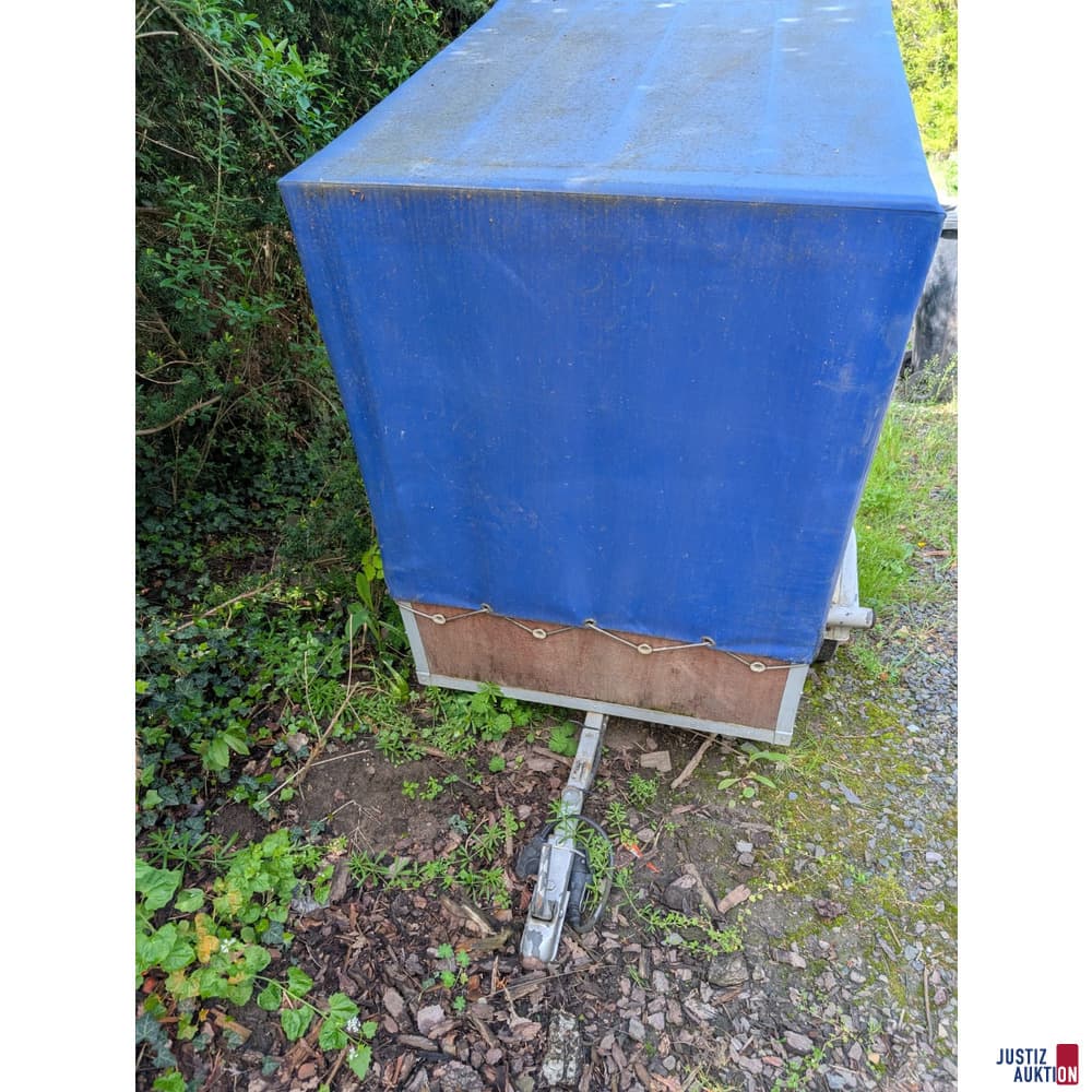 Passenger car trailers