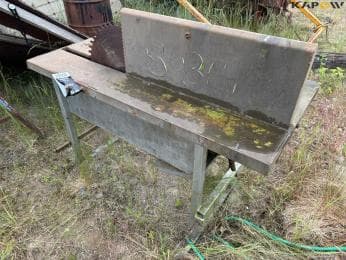Log Saw with PTO Shaft