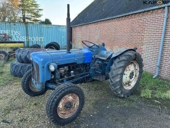 Fordson Dexta diesel tractor