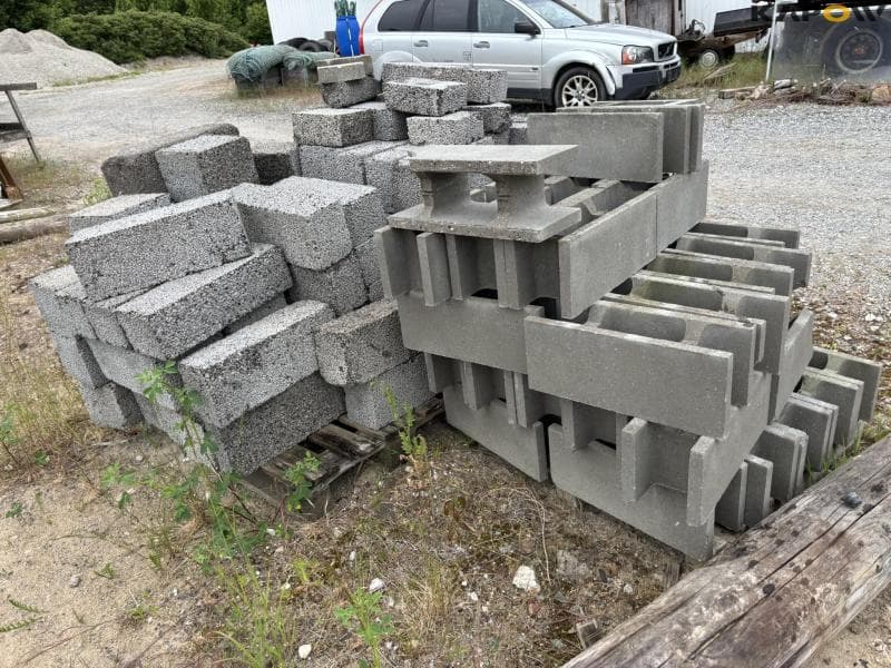 Foundation and LECA blocks - image 4