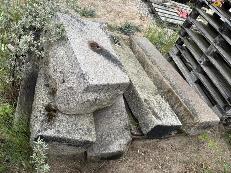 Granite stair steps 4 pcs - image 4