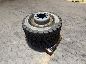 Wheels 8.25-15