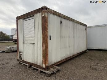 Insulated container