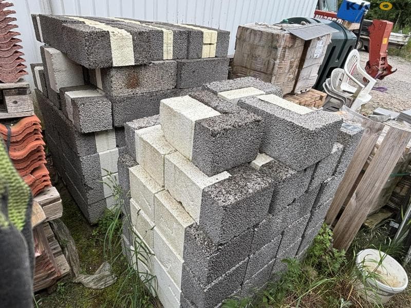 Insulated LECA blocks - image 2