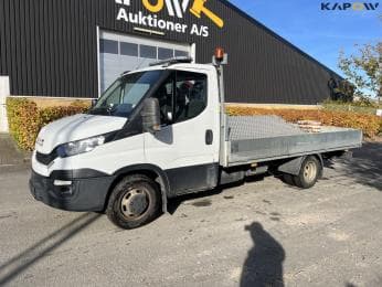 Iveco 35C15 van