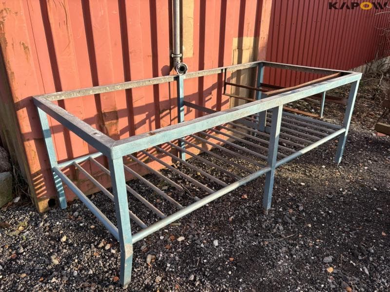 Sub-frames for table - image 3