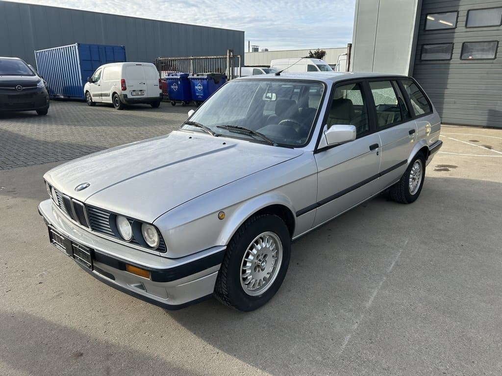 BMW 318i Touring | 1993
