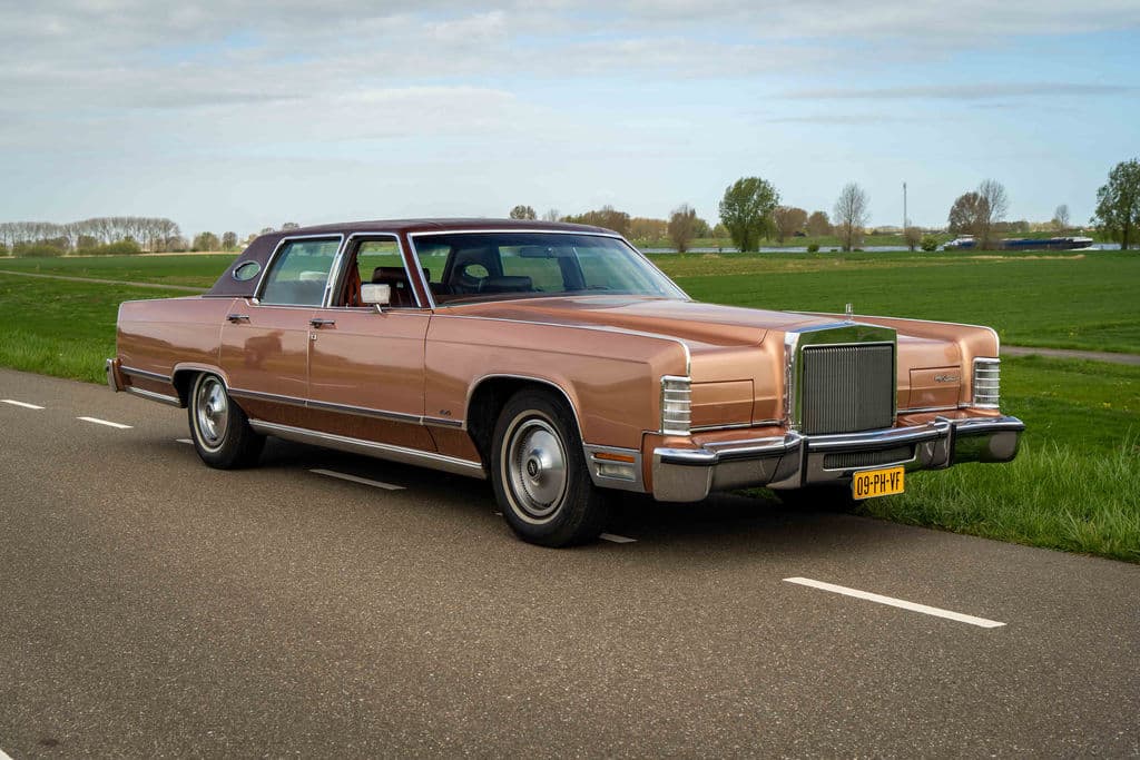 Lincoln Continental Town Car | 1979