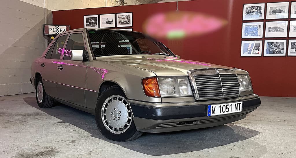 Mercedes-Benz 300 E-24 | 1992