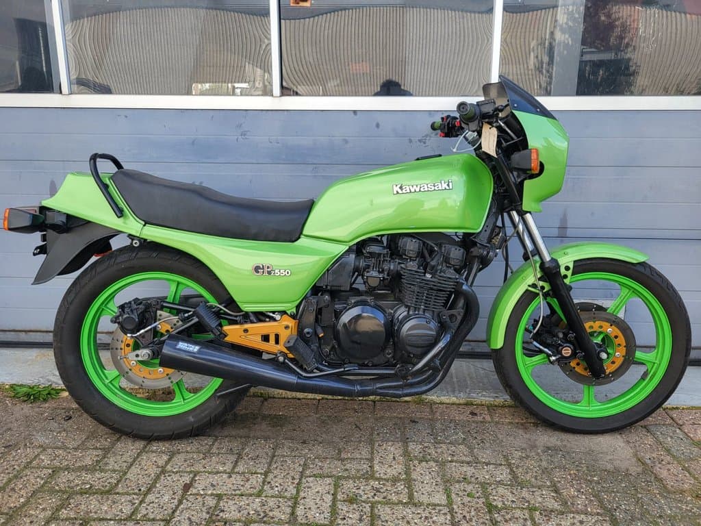 Kawasaki GPz550 | 1982
