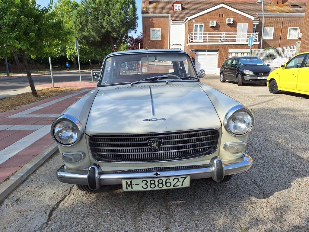 Peugeot 404 | 1964