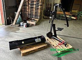 Free Motion Chest Training Machine