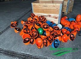Large batch safety helmets approx. 215 pieces with and without inner strap/hearing guard
