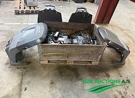 2 stk. HUSQVARNA Automower with battery and garage