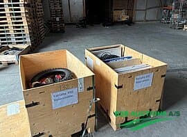2 pallets spare parts for Yamaha 450