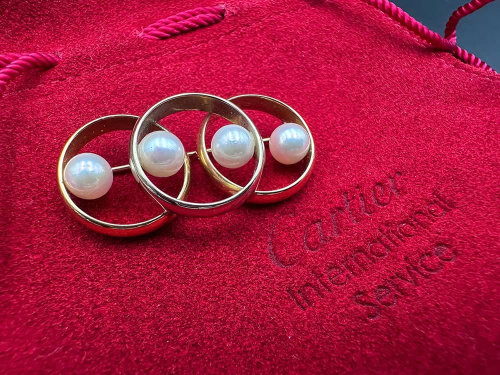 Cartier+Brosche+750+Tricolor+18+Karat+mit+Cartier+Samtbeutel