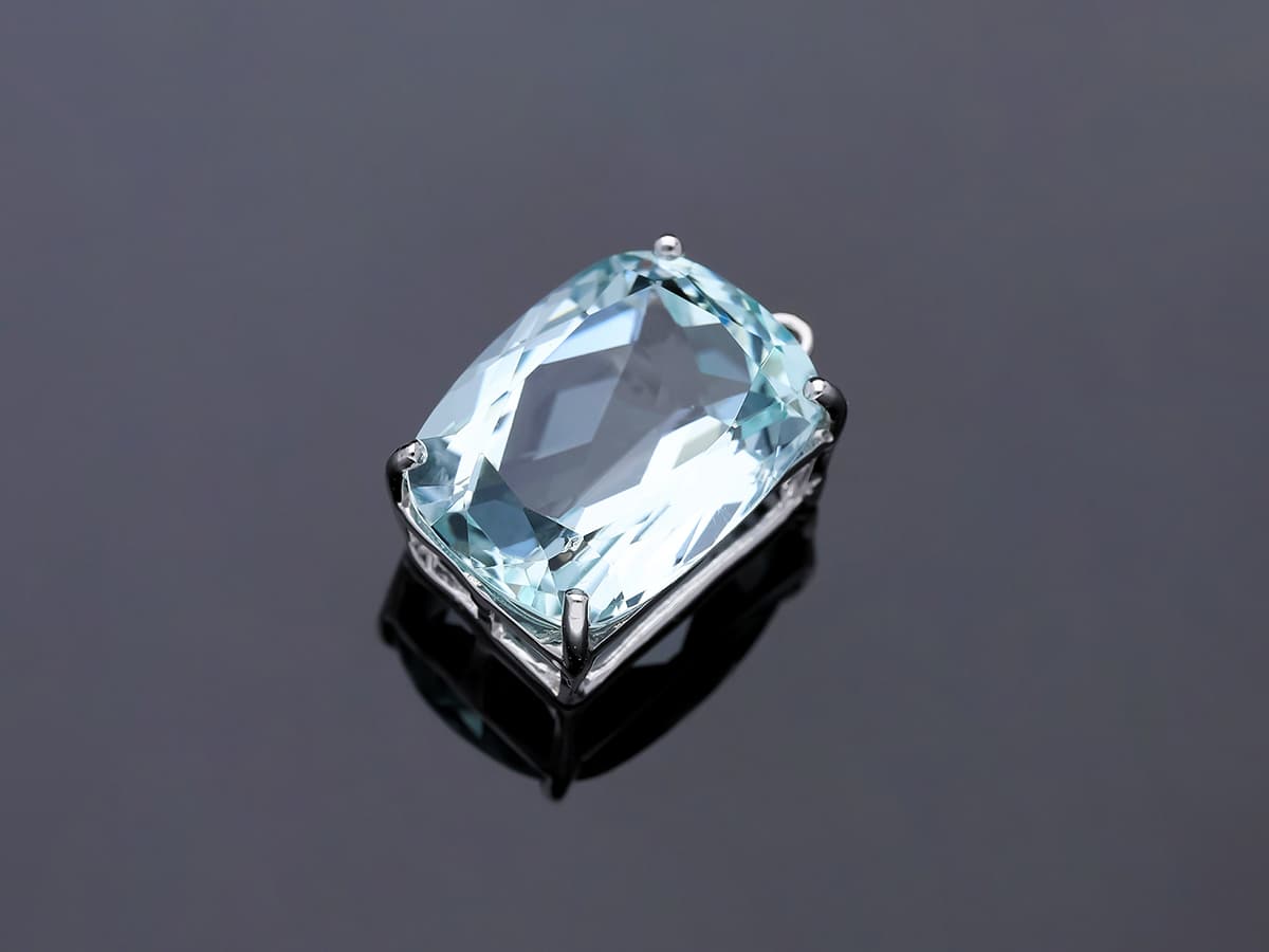 Anhänger+7,60+ct.+Aquamarin+585+Weißgold+14+Karat+Neu+AIG+Zertifikat