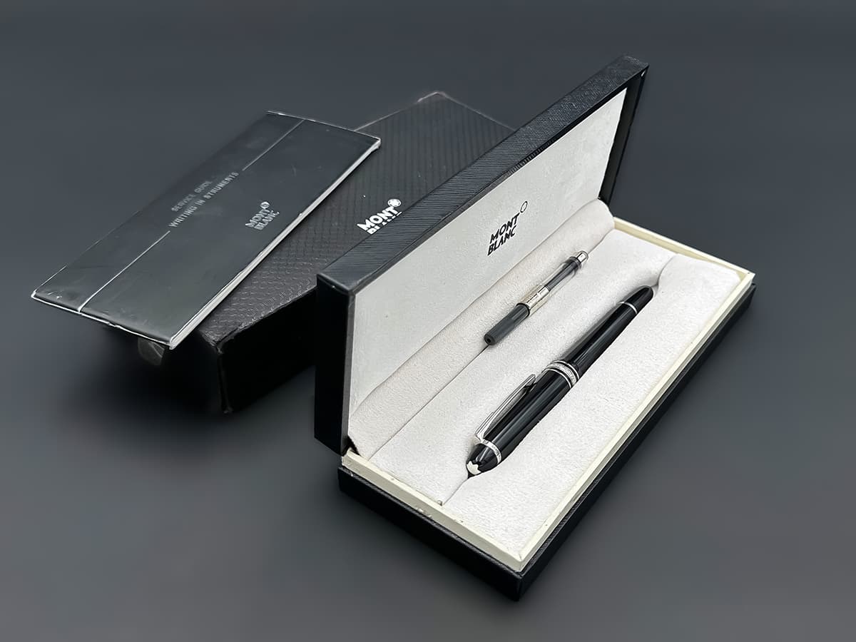 Montblanc+Füller+mit+Box,+750er+Weißgold