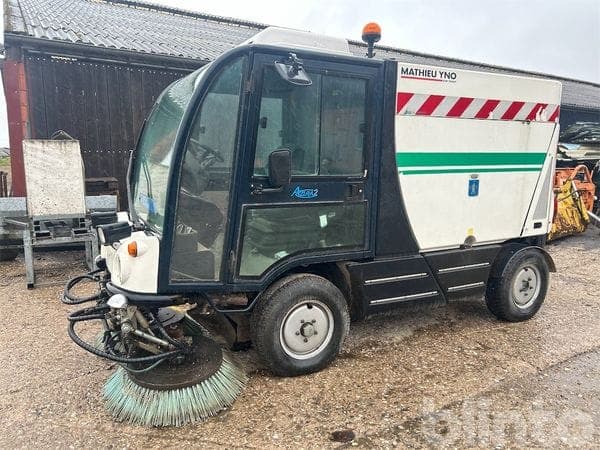 Street Sweeper Mathieu Yno Azura 2 (2004)