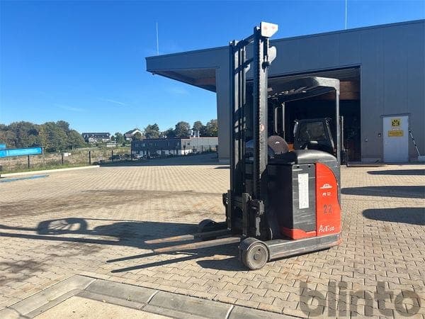 Elektro-Schubmaststapler Linde R12C (2005)