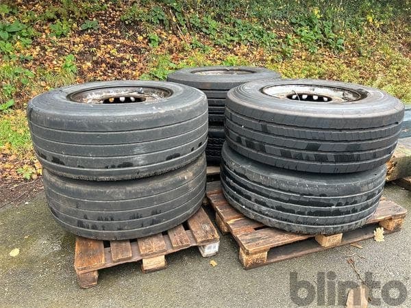 6x Goodyear truck complete wheels 385/65 R22.5