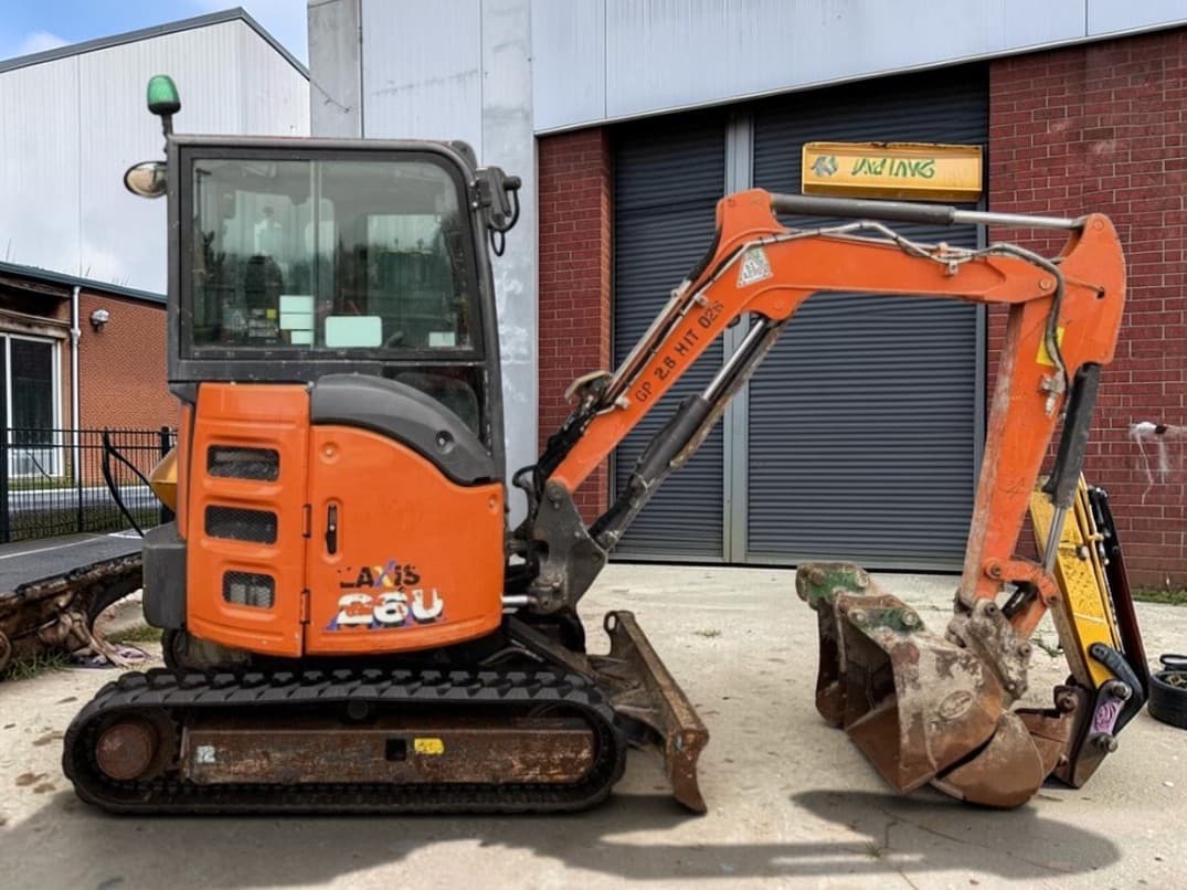 2021 Hitachi ZX26 U-6 2.7T Mini Excavator / Digger