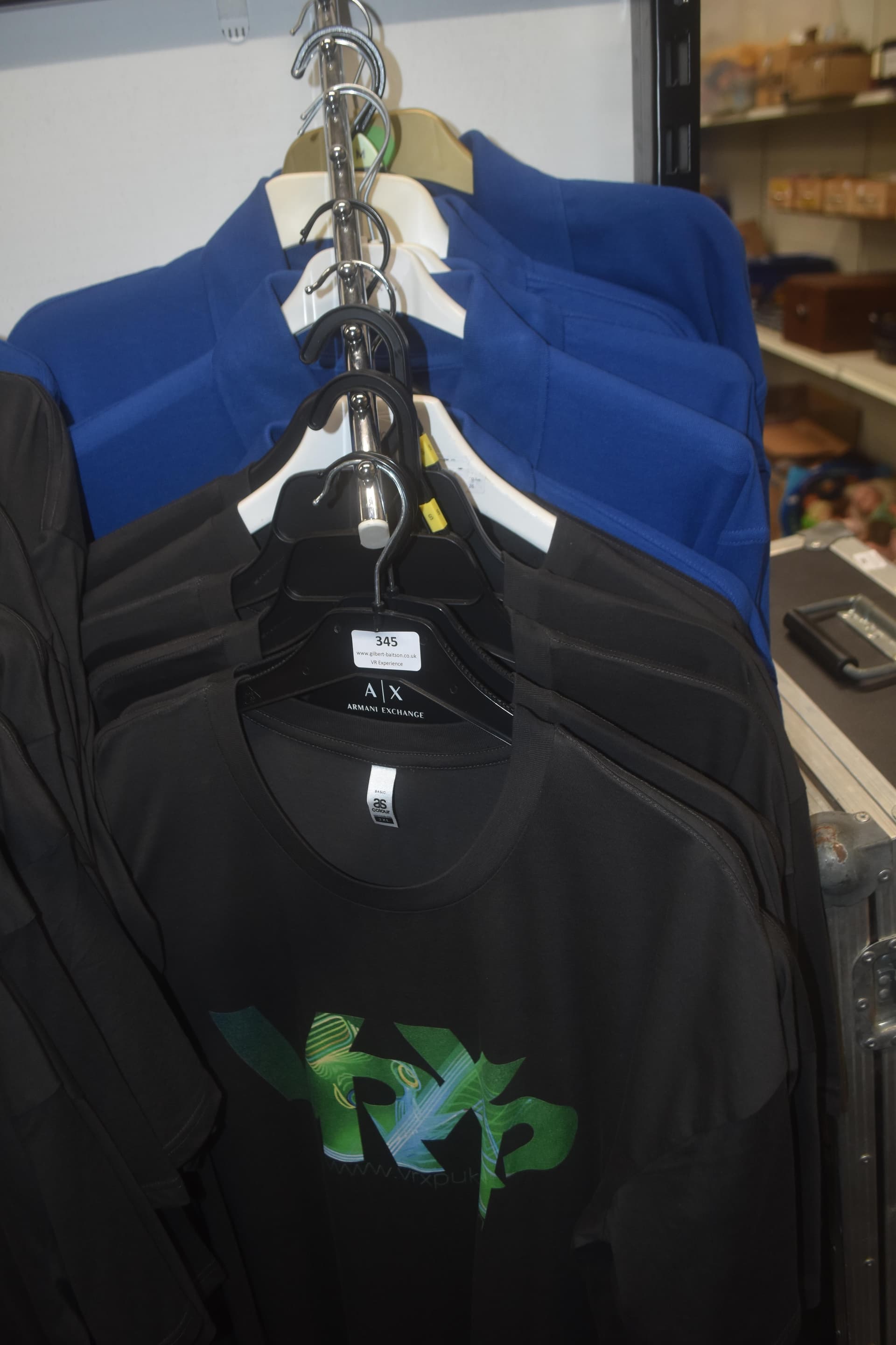 * 2 maat XXXL en 102 maat XXL VRXP Polo shirts