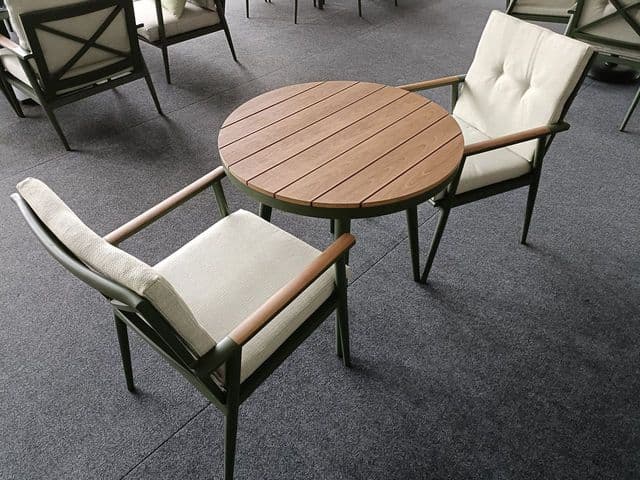 RHS Wisley 80cm Round Table - Sage
