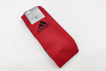 4 Paar adidas Stutzen, Gr. 46/48