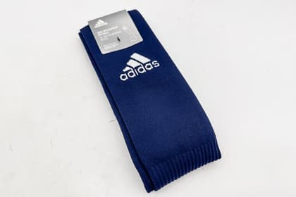4 Paar adidas Stutzen, Gr. 46/48