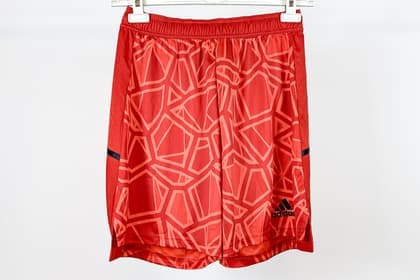 2 adidas Herren Shorts, Gr. M