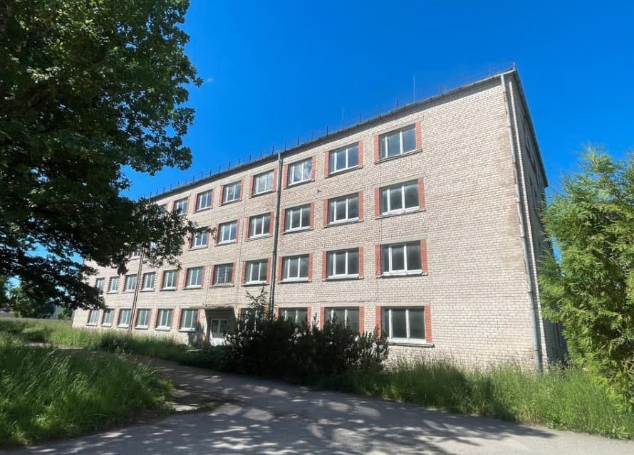 Real Estate: Mehanizatoru iela 24A, Viļāni Building
