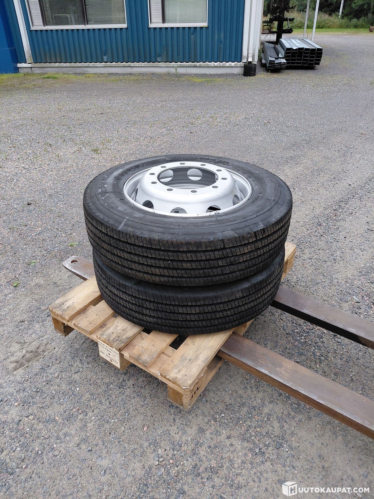 Pyörät 275/70 R 22,5 Aeolus HN256, Siikainen
