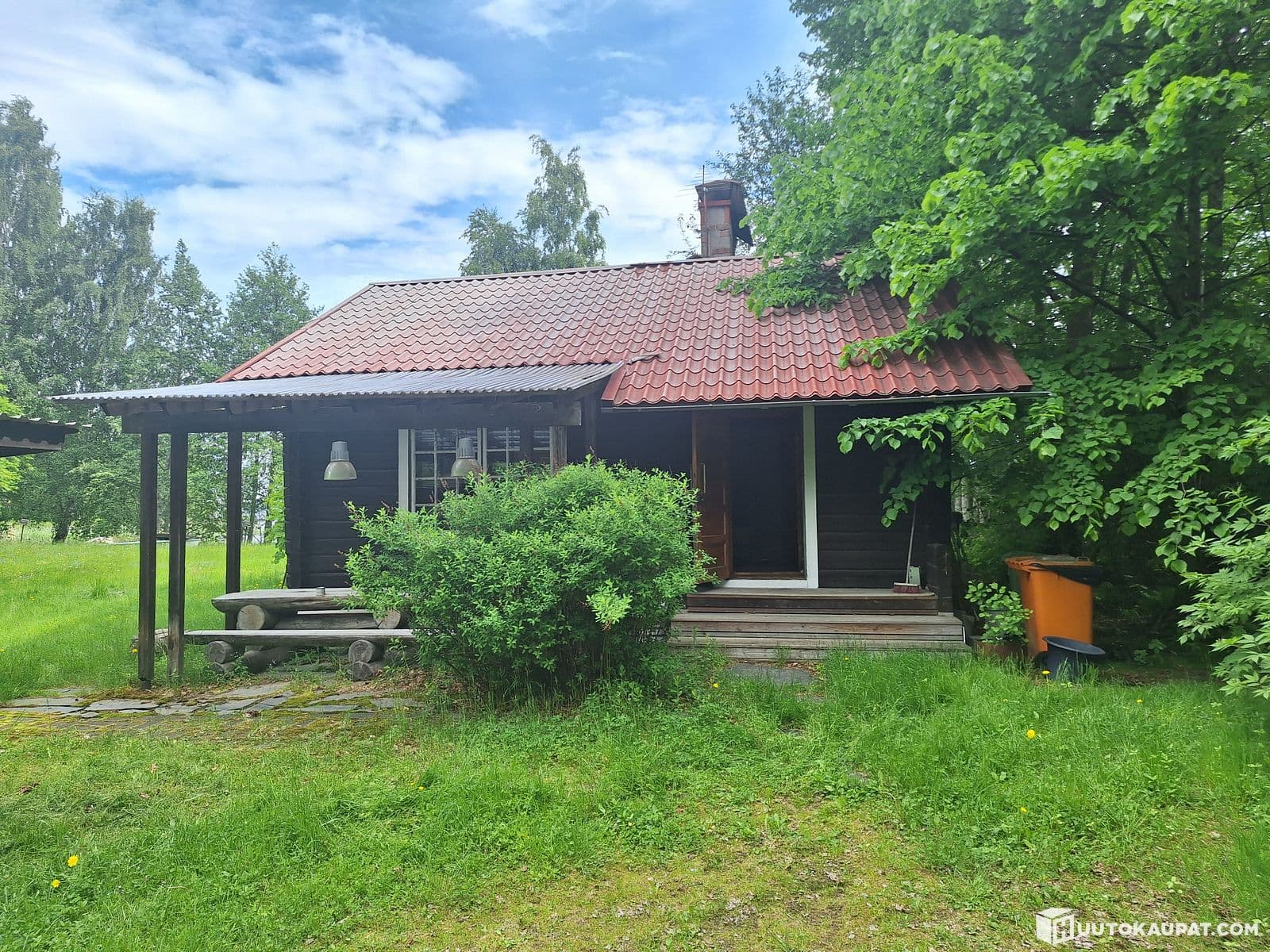 Exempted property (6 293 m2) with its demolished buildings on footside, Lahti