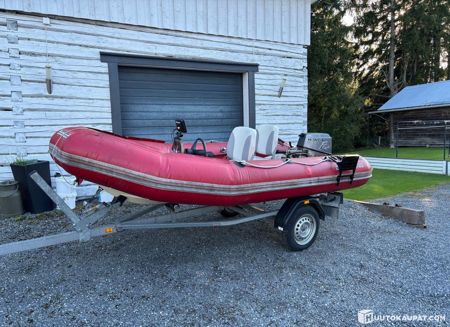Bombard 385 WB trailer with Honda 15hp 4-stroke engine, registered, Ulvila