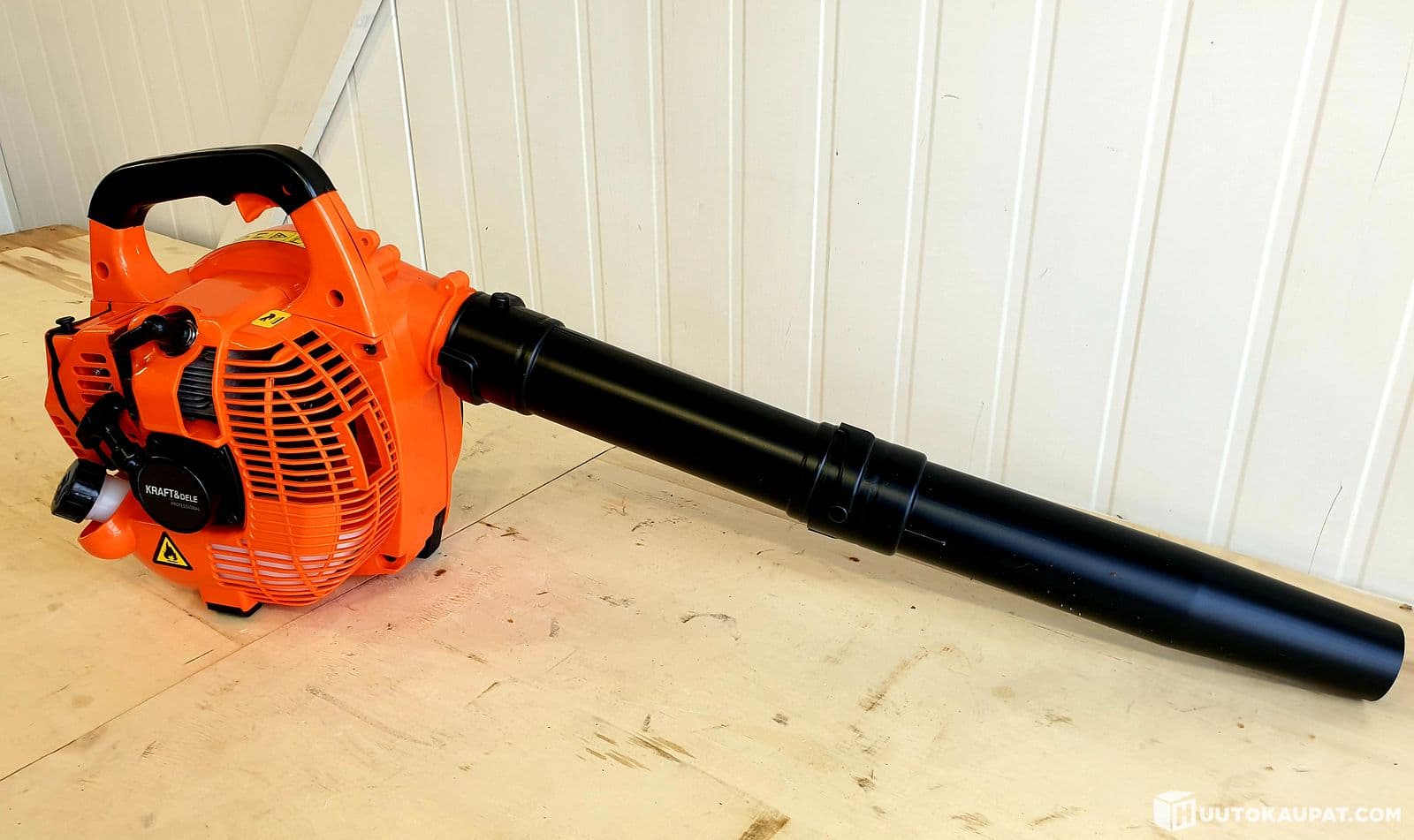 Paper blower 26cc 2.8Hhv - blow speed up to 350 km/h, Isokyro
